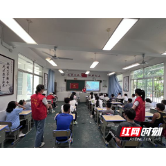 武陵区永安街道新东街社区开展“4.15”全民国家安全教育日暨禁毒宣传活动