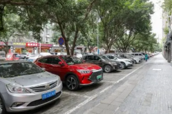 “520·来武陵” 江北城区近7000个停车泊位免费开放