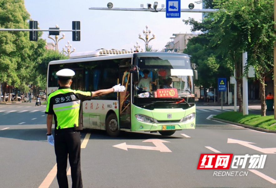 安乡：骄阳似火青春逐梦 藏蓝尽职守护平安