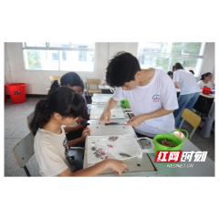 湖南应用技术学院：携手童心 共绘七彩假期