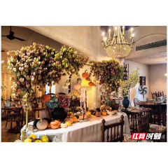 打卡武陵丨红砖青瓦间的三重浪漫：也在小院的美食与诗意