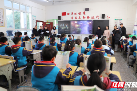 鼎城区花船庙小学：书香浸润校园 诵读点亮童心