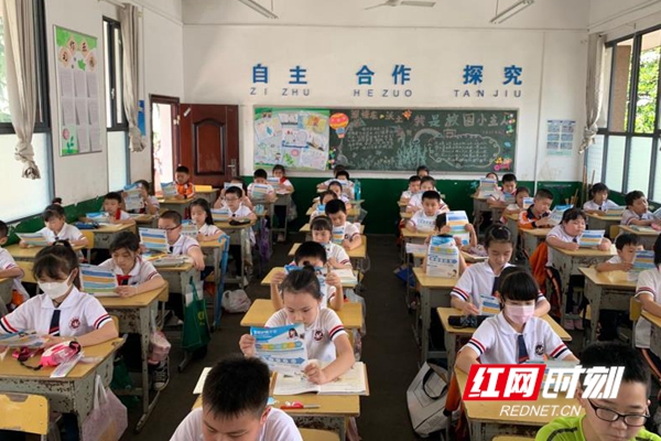 80f5a69e83702fa92f27dcb1c80196c_副本_副本.jpg