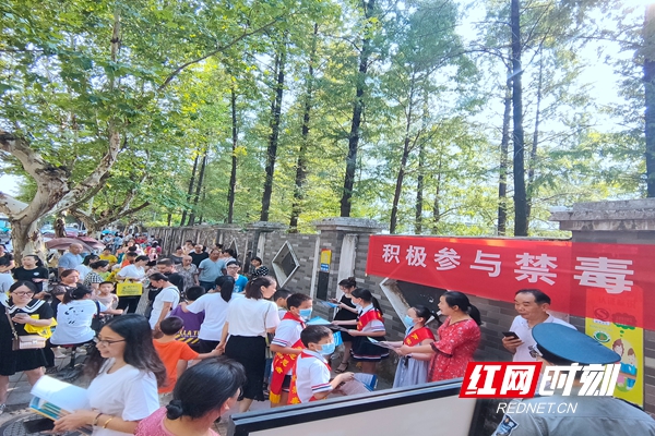 87565D3F92E8ACEA65B5B1BBF984DD5B_副本.jpg