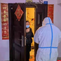 上门采样 “疫”路有你