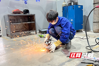 视频｜千锤百炼出“绝活”！雨花区“职教联盟杯”职业技能竞赛闭幕