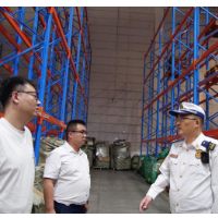 望城区多举措深入仓储物流企业开展消防安全检查