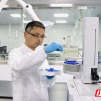 夫妻并肩战国赛 亮出守护食安“真功夫”