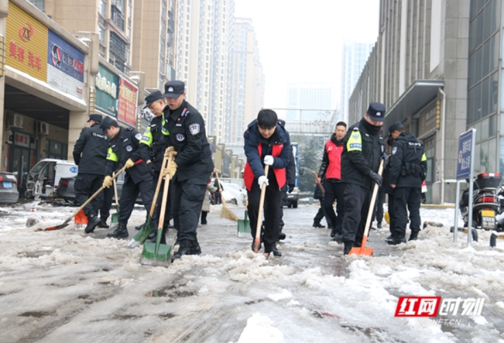 湘江榜样丨黄荣：扎根基层 做老百姓的“贴心人”