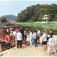 乡村花开“印山红”