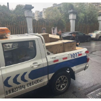 严厉打击无证销售烟花爆竹 保障市场经营秩序