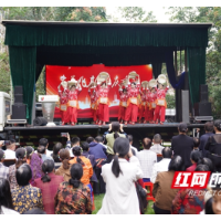 情暖金秋迎重阳 传递浓浓敬老情