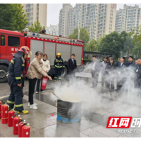 深入高层小区，开展“六熟悉”演习演练