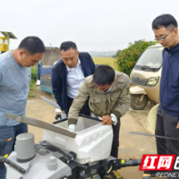 驻村第一书记李翰源：向下扎根，驻村更“助村”