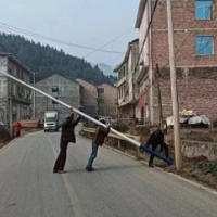 浏阳澄潭江镇：用路灯照亮村民回家路