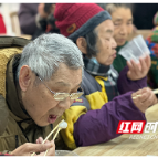 视频｜“花式”闹元宵，浓浓邻里情