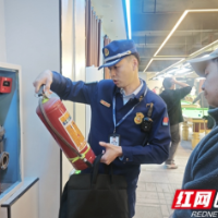 望城开展消防安全夜查行动，消除火灾隐患