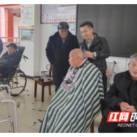 三月春正好 青锋暖夕阳