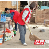 志愿服务暖人心 我们都是追“锋”人