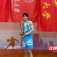 追梦篮球，这位专科生逆袭成“211”研究生