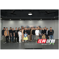 敬艺术致青春 长沙幼师高专举办18繁华艺术展