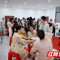 “就业微市场”让岗位直达毕业生