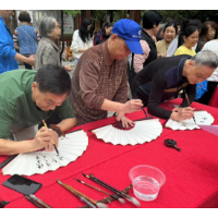 端午“粽”情一家亲