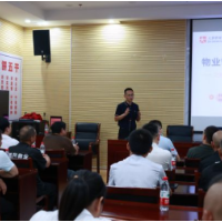 “小会议”解决“大问题” 精准普法助推基层治理