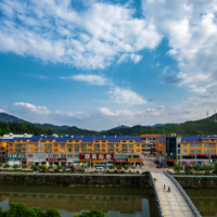 浏阳澄潭江：夏日炎炎正当时，河道保洁净河忙