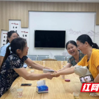 “网格+调解”模式 化解邻里纠纷