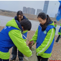 绿色卫士齐努力，沩水母亲河更美丽
