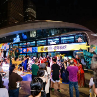 这个秋天，长沙把全城都“卷”成了剧场