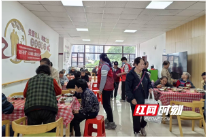 “我屋里就住新开铺” | 幸福“食”光里温暖最美夕阳红