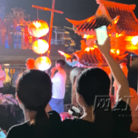 视频 | 歌声揉碎月光  照亮长沙的夜 这首水边的诗 愿伴人月两圆 