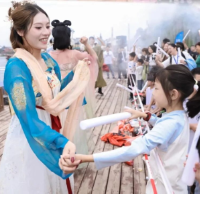 千年古镇遇见“青春风暴”