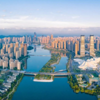 湖南湘江新区党工委理论学习中心组开展集体学习