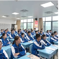 视频 | 湖南师大附中学生朗诵《沁园春·长沙》