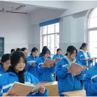 视频｜湖南护理学校学生朗诵《沁园春·长沙》