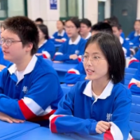 视频 | 长沙市雅礼实验中学学生朗诵《沁园春·长沙》