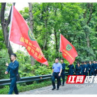 徒步20公里 淬炼一堂“行走的思政课”