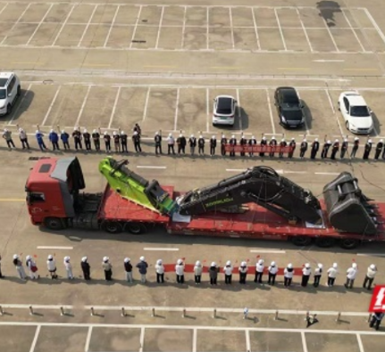 “绿巨人”率先进场 世界“机甲盛会”长沙倒计时