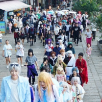 Cosplay齐聚嗨翻天！长沙千年古镇变身动漫世界