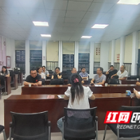 物业突然撤场，小区来了“红色管家团”