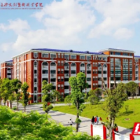 企业进校“下单” 这所职院凭什么“入学即入岗，毕业即就业”？