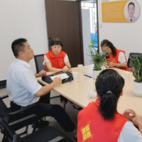 视频丨没有脚的他,带起了一支“铁脚板”队伍