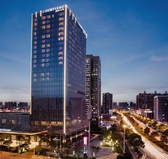 中建万怡酒店: 在“五一”劳动节寻找最美微笑