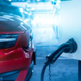 新能源车充电电价猛涨 该不该管？