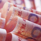 央行：4月人民币贷款增加1.7万亿元 同比多增6818亿元