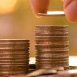 中国二季度末金融业机构总资产340万亿元 同比增一成
