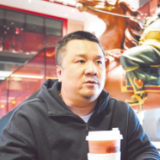 潮红城 造浪者｜一桌小龙虾，传递湖南人的江湖态度